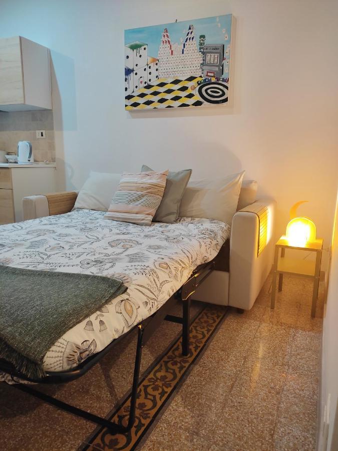 Grazioso Loft Vicino A San Giovanni E Metro C Roma Exterior foto