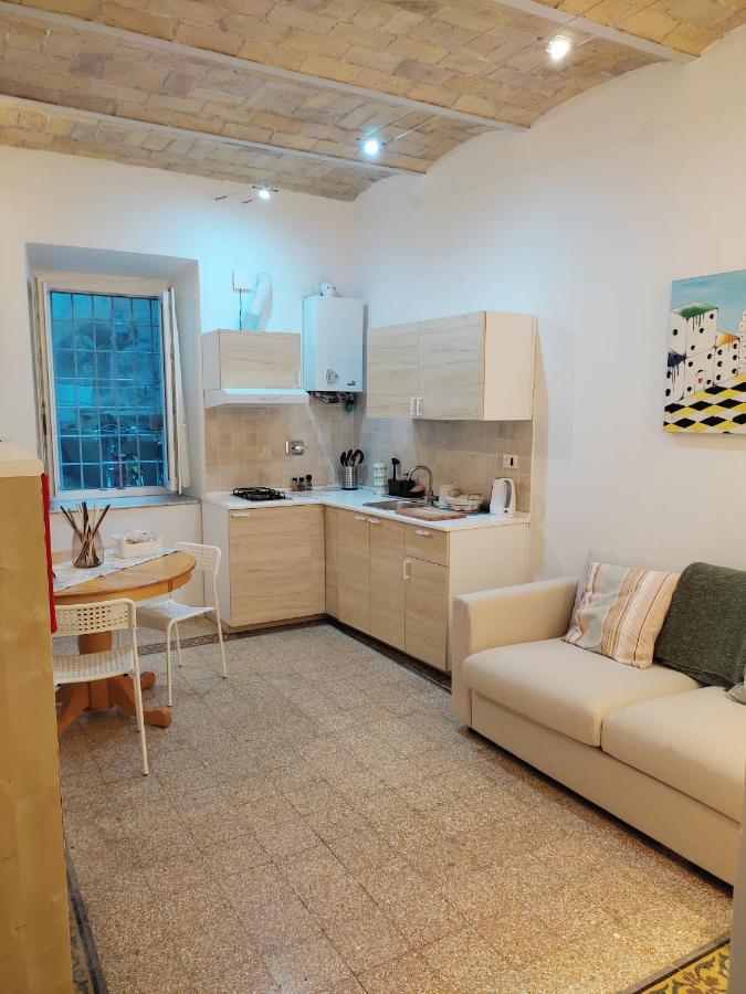 Grazioso Loft Vicino A San Giovanni E Metro C Roma Exterior foto